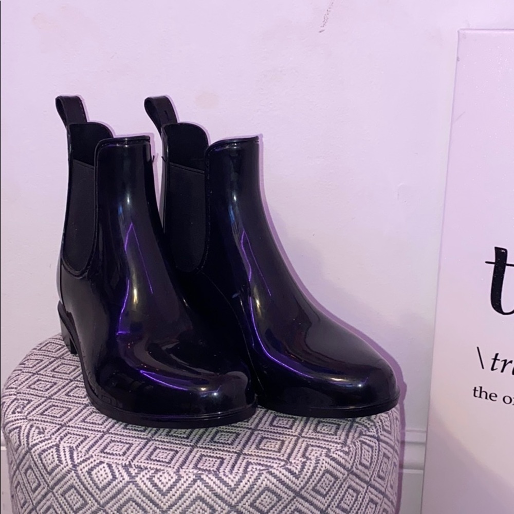 Rain boots black